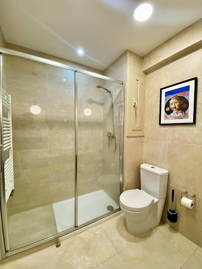 Abbott Apartment - 1 Min From The Beach - 100M2 - Sleeps 8 Sitges Luaran gambar