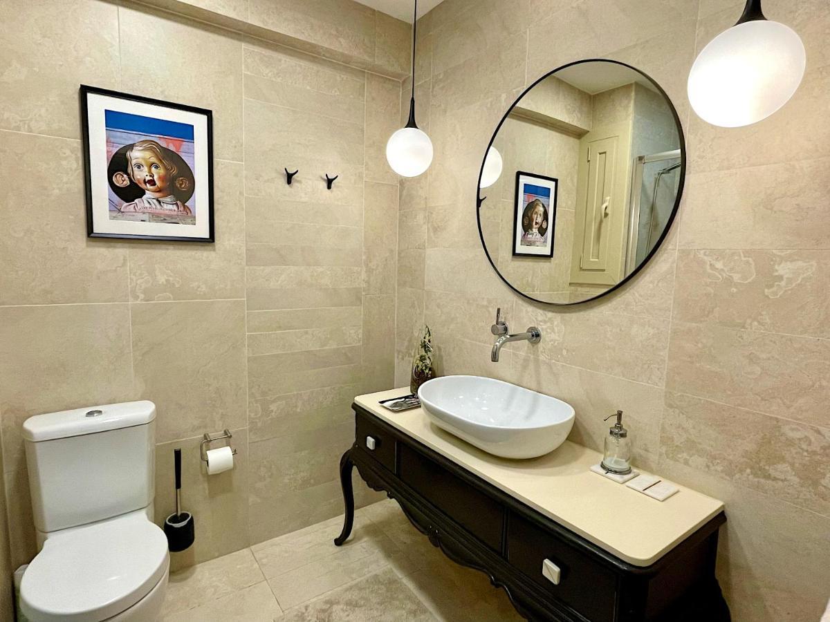 Abbott Apartment - 1 Min From The Beach - 100M2 - Sleeps 8 Sitges Luaran gambar