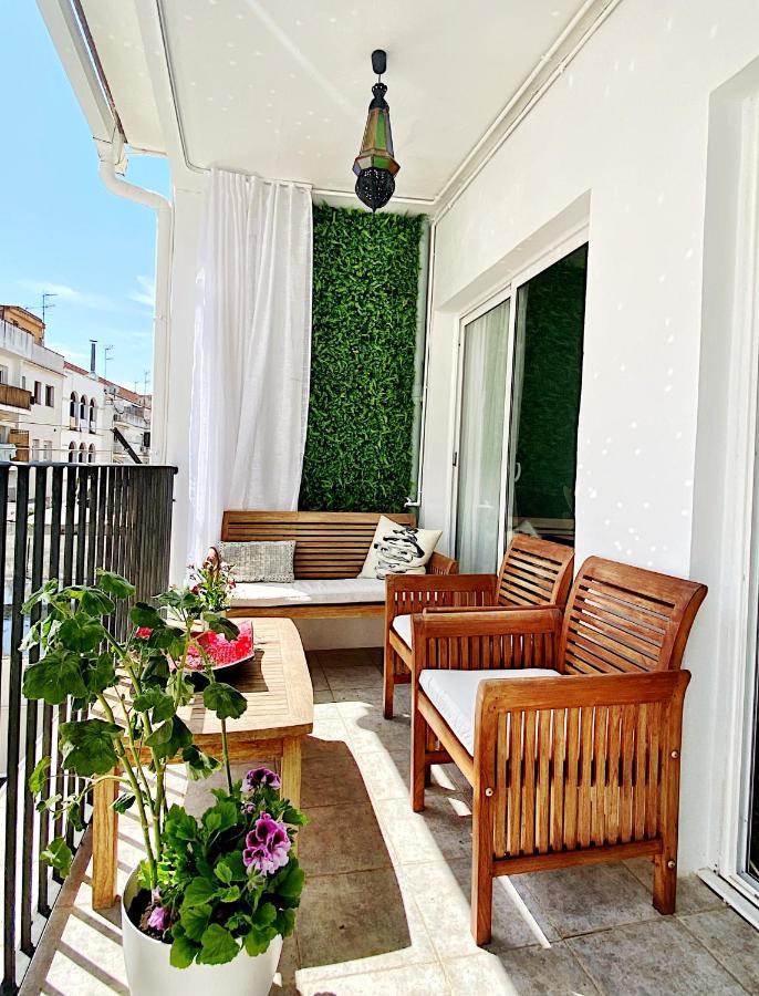 Abbott Apartment - 1 Min From The Beach - 100M2 - Sleeps 8 Sitges Luaran gambar