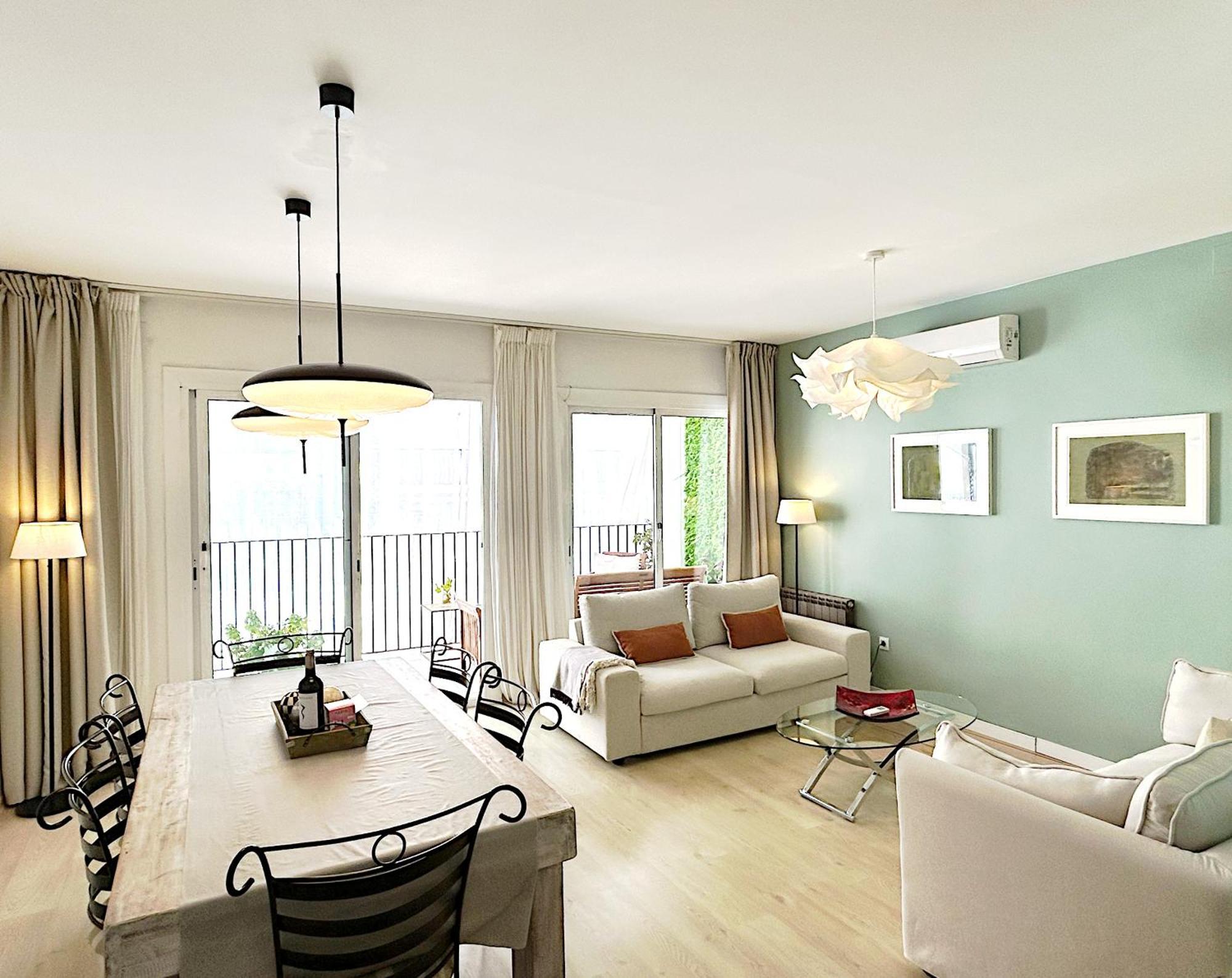 Abbott Apartment - 1 Min From The Beach - 100M2 - Sleeps 8 Sitges Luaran gambar