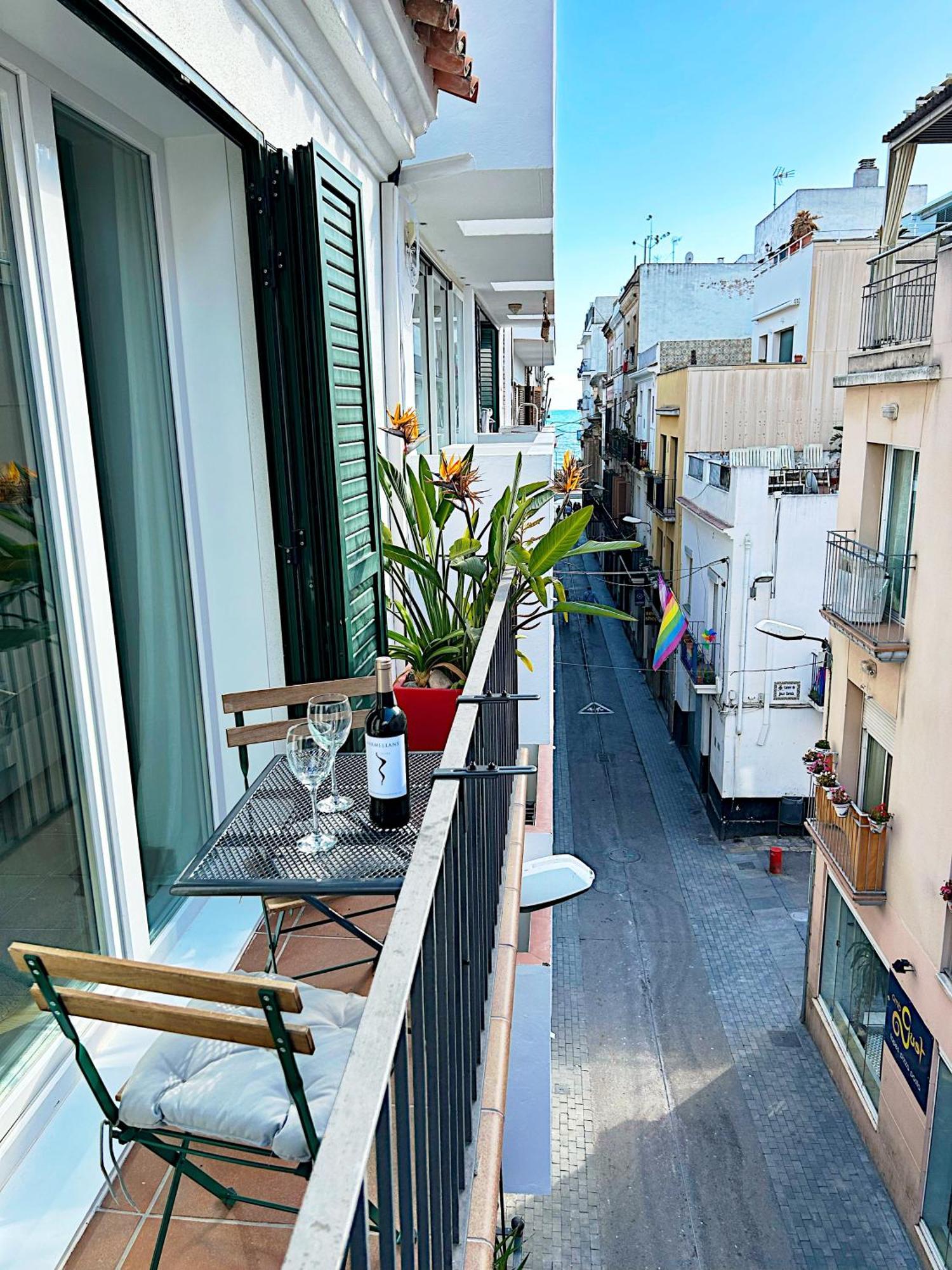 Abbott Apartment - 1 Min From The Beach - 100M2 - Sleeps 8 Sitges Luaran gambar
