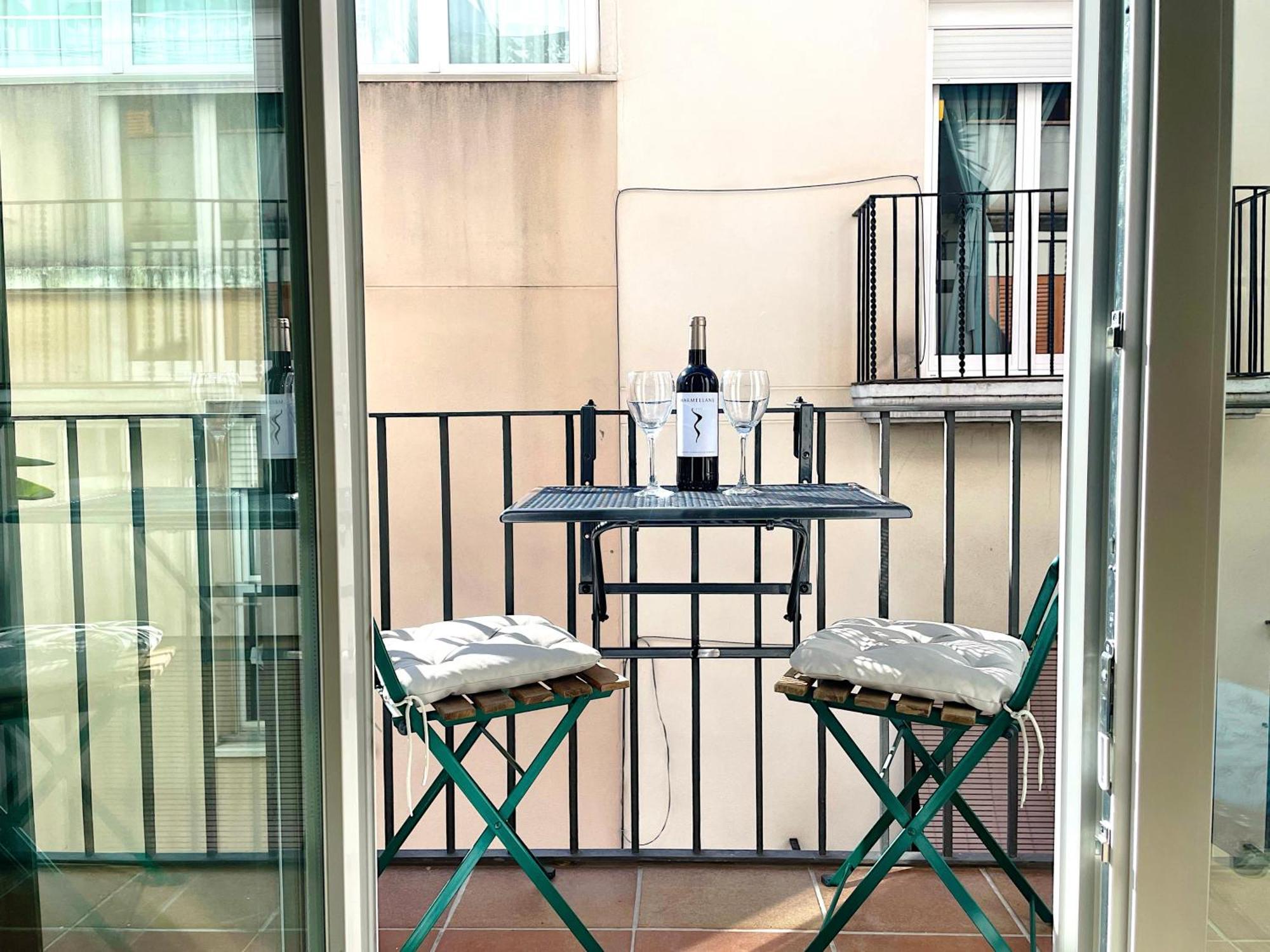 Abbott Apartment - 1 Min From The Beach - 100M2 - Sleeps 8 Sitges Luaran gambar